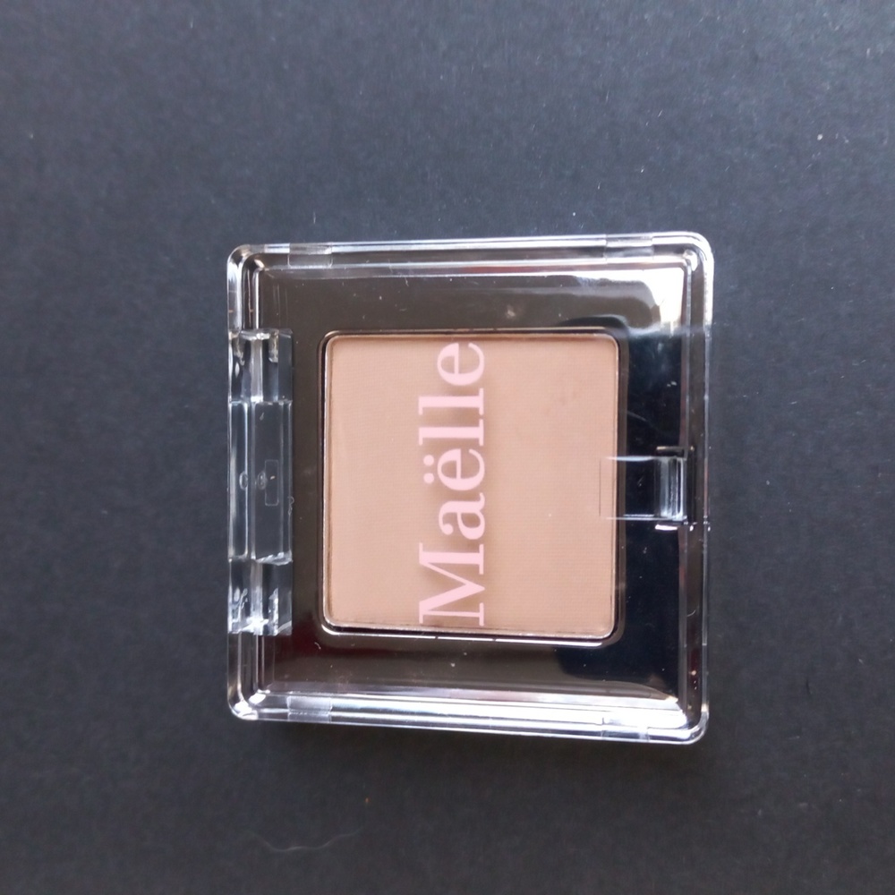 MAËLLE BEAUTYDawn to Dusk Eyeshadow Collection Single in Sunkissed  NEW